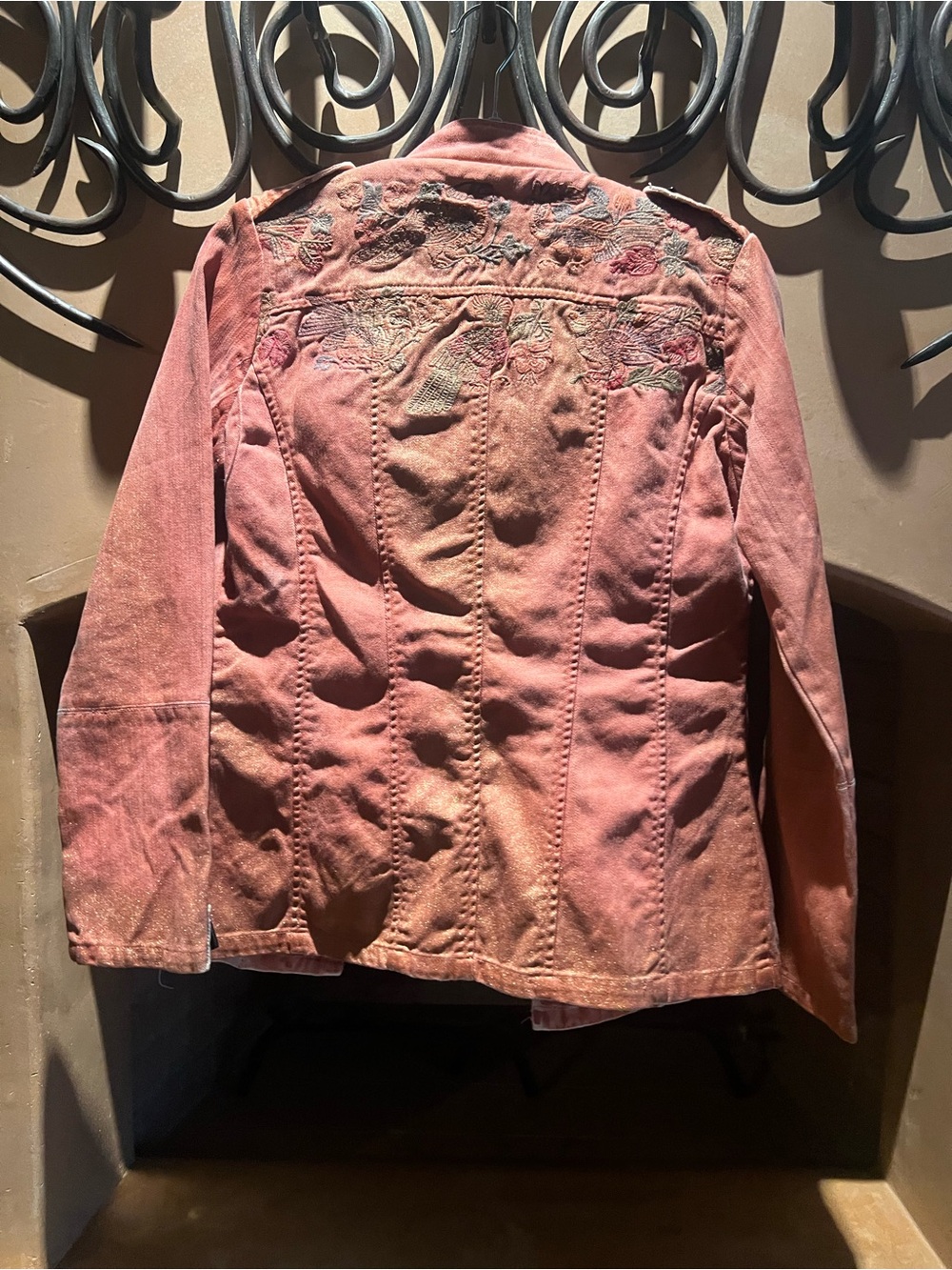 Gusto Barcelona vintage runway Embroidered Coral Quilted Front Jacket - Picture 8 of 10